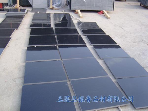 中国黑石材的辨别方法
